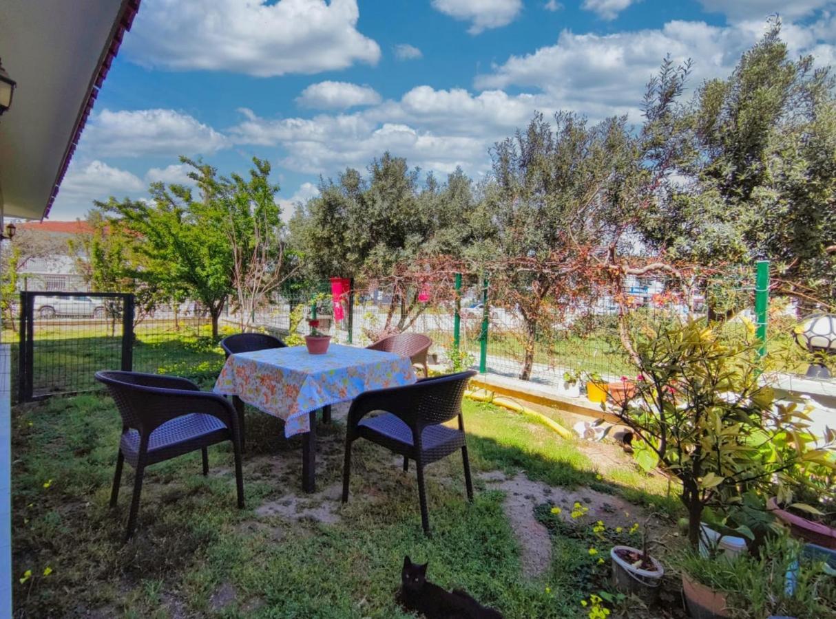 Enjoy The Cesme Bed & Breakfast ภายนอก รูปภาพ